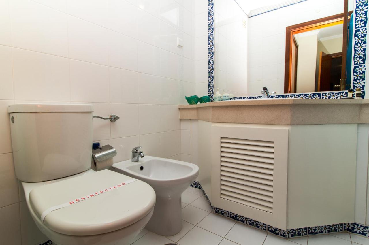 Family Apartment - Pool And Garden & Playground & Beach & Albufeira Ngoại thất bức ảnh