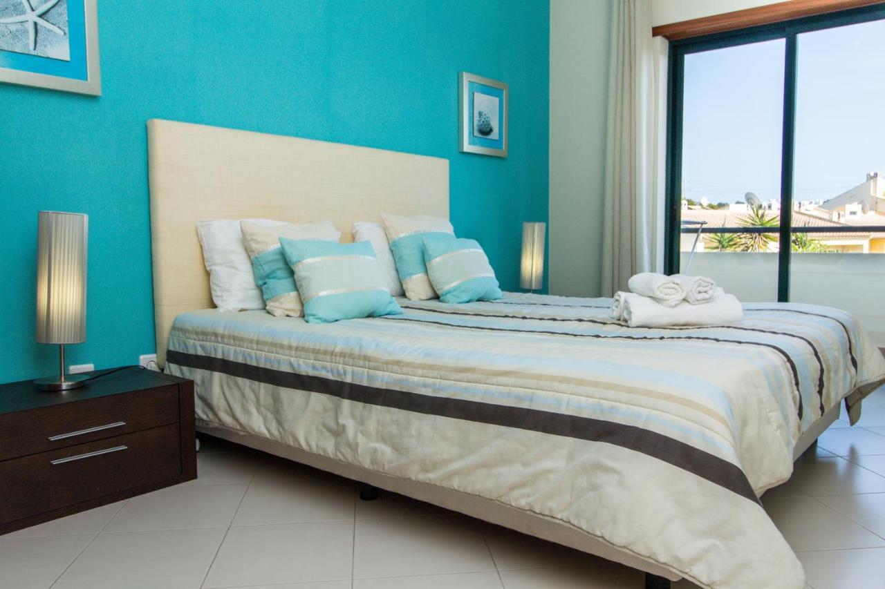 Family Apartment - Pool And Garden & Playground & Beach & Albufeira Ngoại thất bức ảnh
