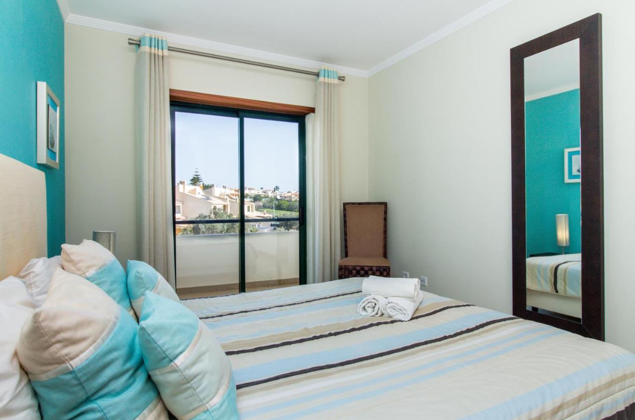 Family Apartment - Pool And Garden & Playground & Beach & Albufeira Ngoại thất bức ảnh