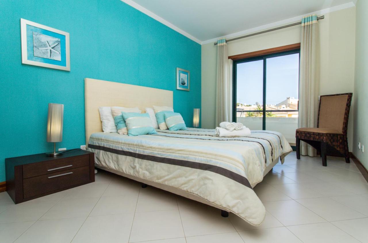 Family Apartment - Pool And Garden & Playground & Beach & Albufeira Ngoại thất bức ảnh